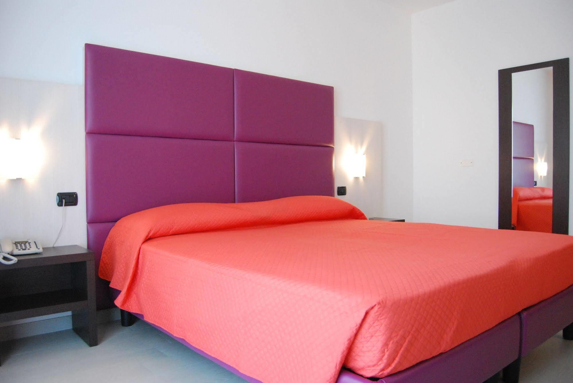 Maestrale Resort Hotel - 格罗塞托 外观 照片