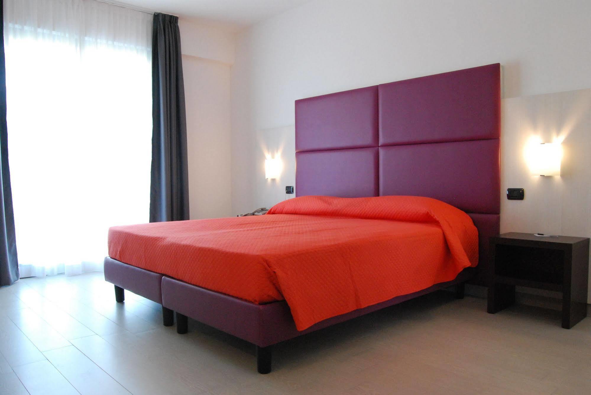 Maestrale Resort Hotel - 格罗塞托 外观 照片